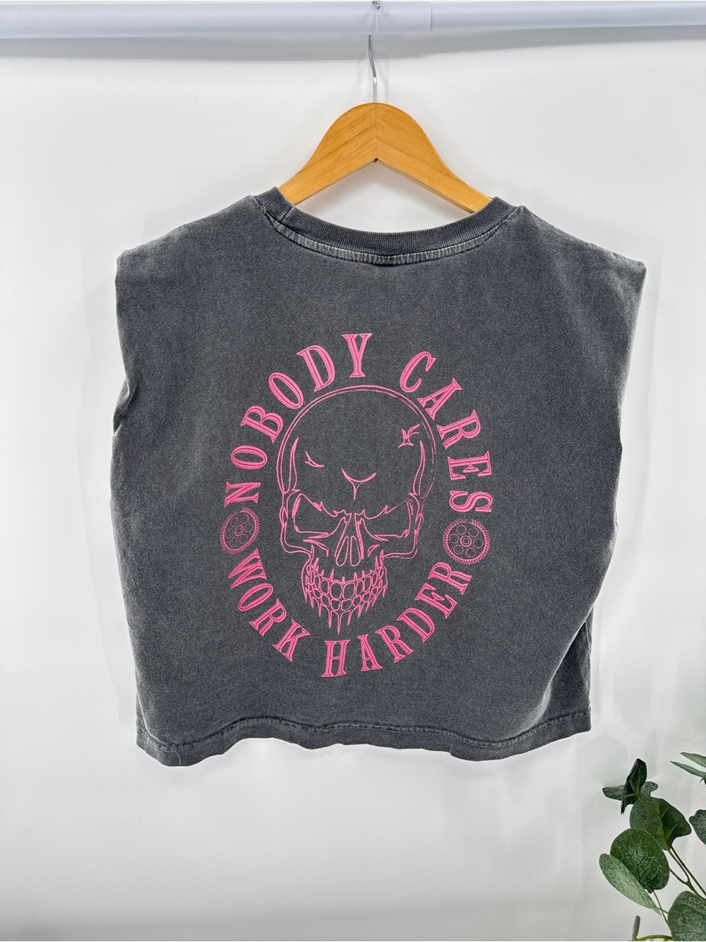 American Apparel Vintage Wash "Work Harder" Skull Crop Muscle Tee Small